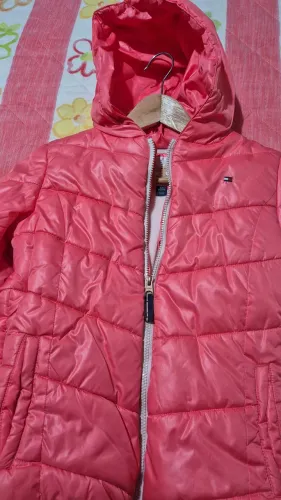Vende-se Jaqueta Tommy Hilfiger rosa, tamanho 13/14