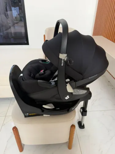 Bebê Conforto Maxi-Cosi, Pebble, com Base Familyfix, Giro 360° Isofix, Essential Black