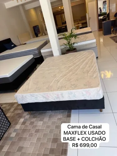Colchão de Casal MAXFLEX USADO COM BASE - Entrego!