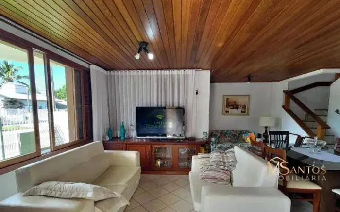 Casa com 4 dormitórios à venda, 204 m² por R$ 1.890.000 - Daniela - Florianópolis/SC