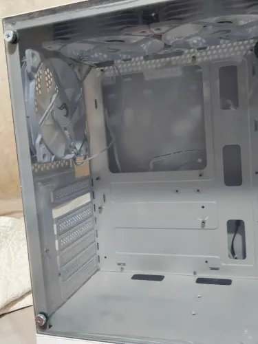 Gabite Ryse Mid Tower + Fans ZERADO