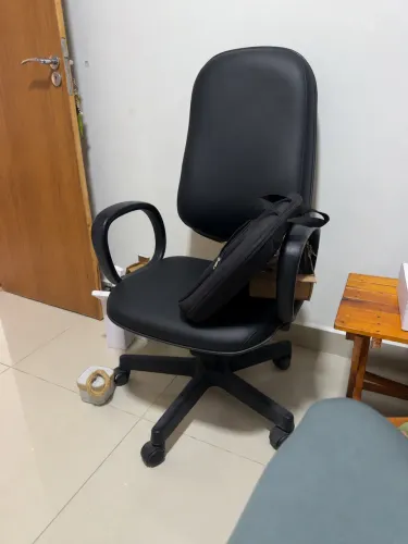 Vendo cadeira de escritório 