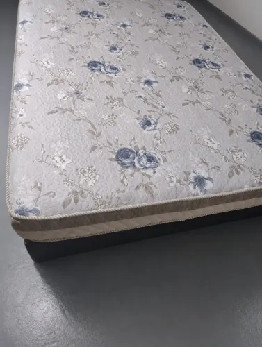 Cama casal mais colchão molas limpo entrego com taxa