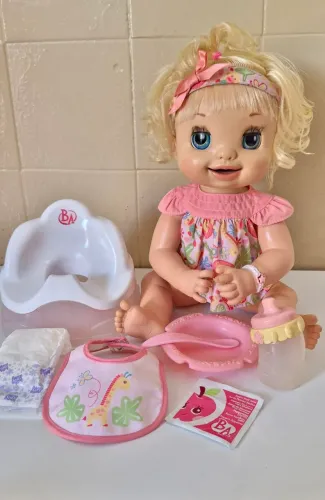 Boneca baby alive hora so troninho