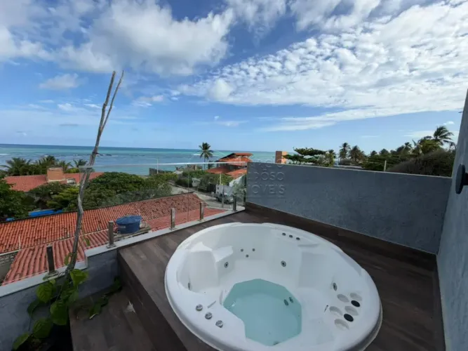 Três Casas com VISTA MAR E ROOFTOP à venda NA GARÇA TORTA