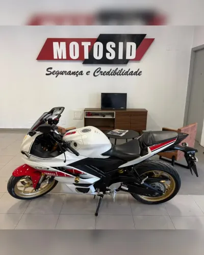 YAMAHA YZF R3 60th ANNIVERSARY ABS BRANCO 2023