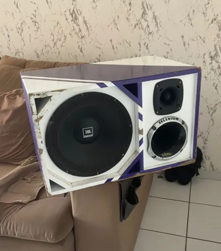 Caixa Trio JBL Selenium