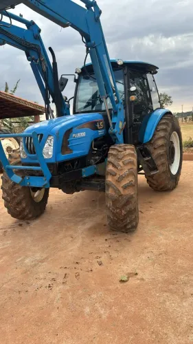 Trator LS Plus 100 Cabinado 4x4 + Concha Frontal LS LL7102 + Jogo de Rodas Finas (Ano 2016