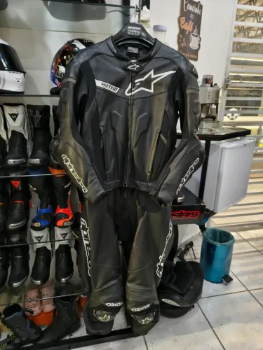 Macacão alpinestars 56 Eur motegi v3 estado de novo 