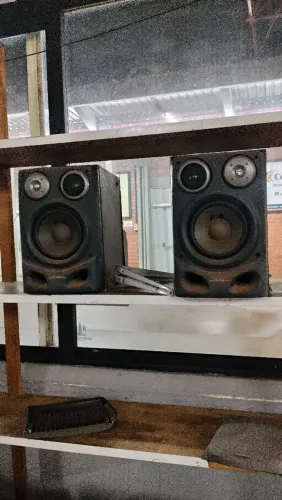 Caixa de som aiwa