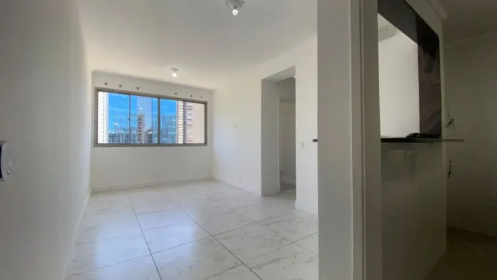 Apartamento reformado 75m², 02 quartos ,sendo 1 suíte e 2 vagas, Campo Belo.