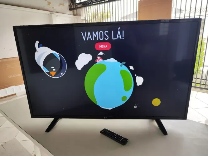 TV LG Smart 43" Com Nota Fiscal.
