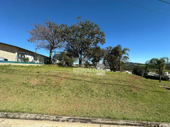 Terreno à venda, 651 m² por R$ 550.000,00 - Condominio 7 Lagos - Itatiba/SP