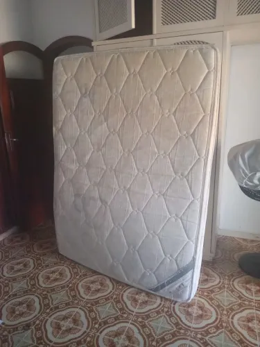 COLCHÃO CASAL R$ 200,00