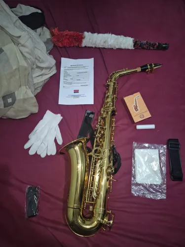 Saxofone alto Tander