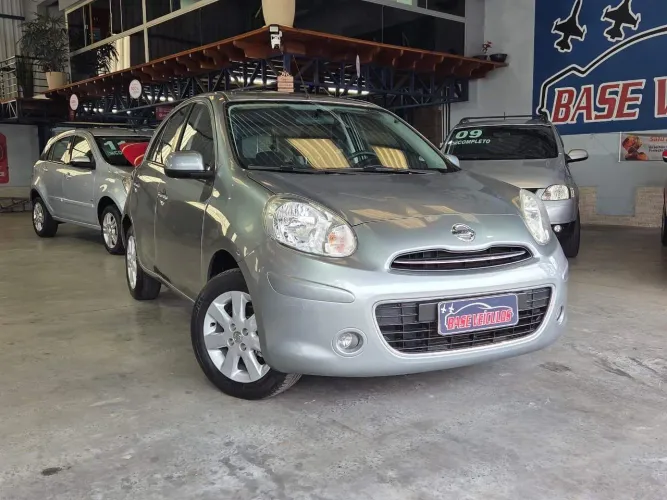 Nissan March S 1.0 16V Flex Fuel 5P 2014
