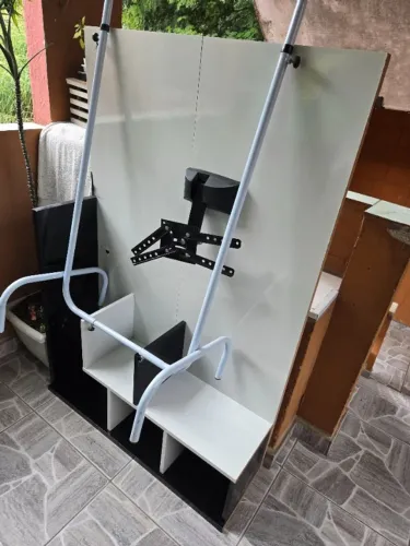Painel e roupeiro