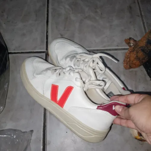 Tênis feminino