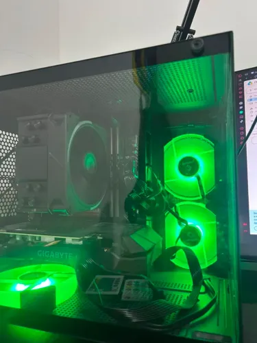 PC Gamer - Configuração na descrição
