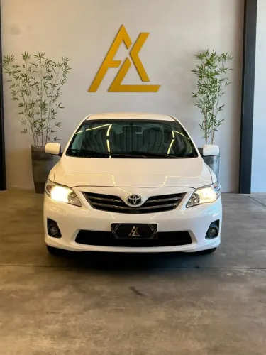 Toyota Corolla GLI 1.8 Flex 16V Aut. 2013