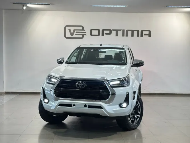 Toyota Hilux SW4 4X4 2.8 Diesel 2026