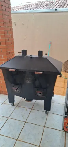 CHURRASQUEIRA A BAFO (Beto Churrasqueiras). A melhor do Brasil para assados profissionais.