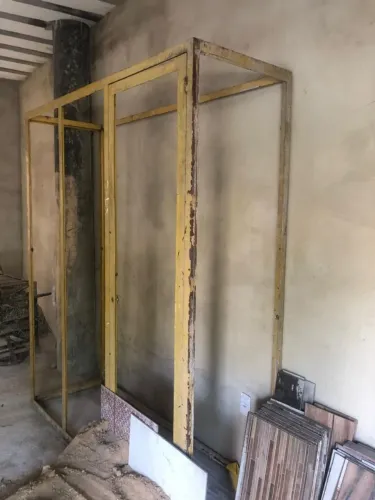 Armário de ferro vitrine