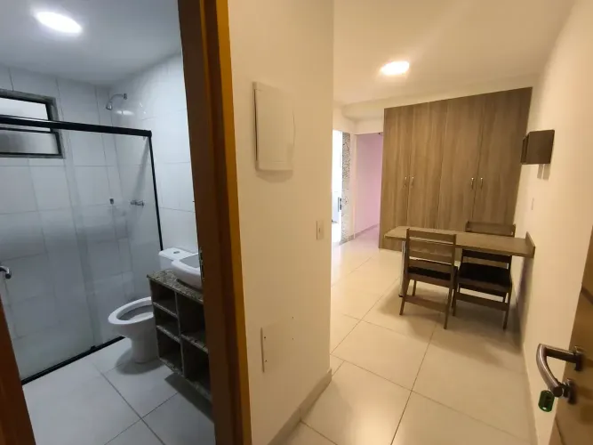 Aptos de 1/4 mobiliados, gar e elevador, Próx as Firmas - Macaé - RJ