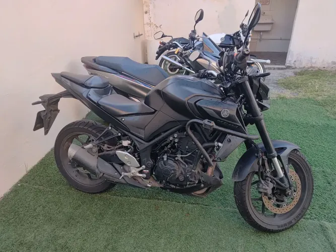 Moto mt03 yamaha