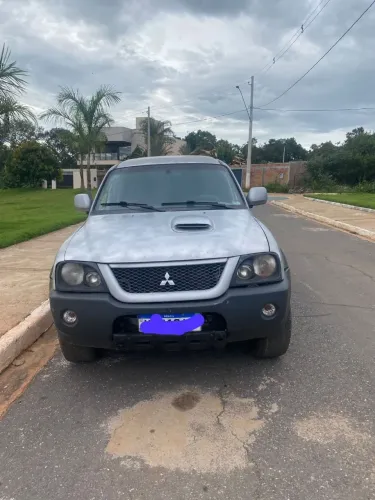 Mitsubishi L200 Outdoor GLS 2.5 4X4 CD TDI Diesel 2011