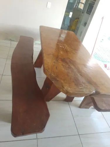 Mesa de jaqueira 