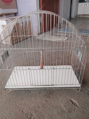 Gaiola em bom estado