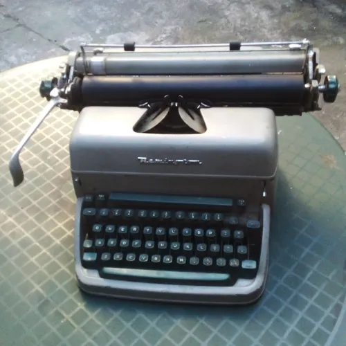 Máquina de escrever
