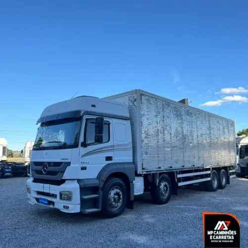 CAMINHÃO MERCEDES- BENZ 1933 BITRUCK C/BAU CARGA SECA