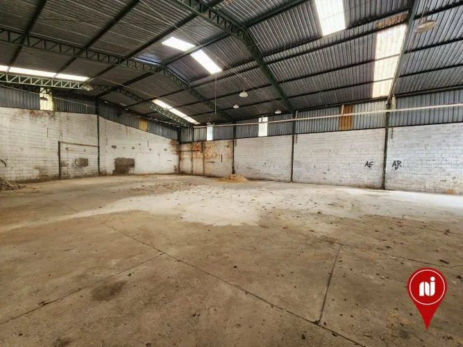 Galpão à venda, 500 m² por R$ 2.200.000,00 - Buritis - Belo Horizonte/MG