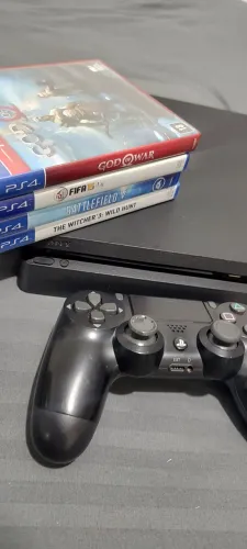 PS4 com 1 controle 1 tb + 4 jogos
