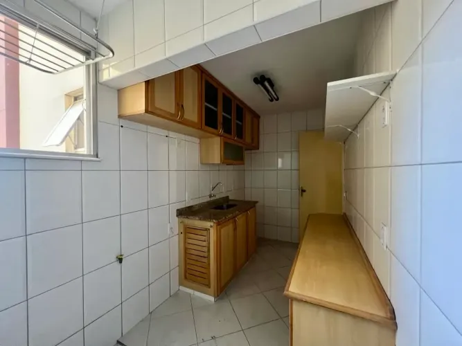Apartamento de 1º andar no Roseiral II em Olaria - Nova Friburgo - RJ.