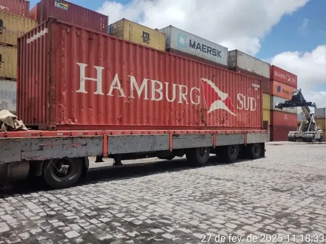 VENDA DE CONTAINER MARITÍMO