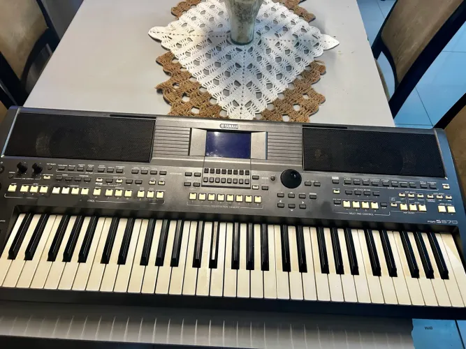 Vendo teclado yamaha S670