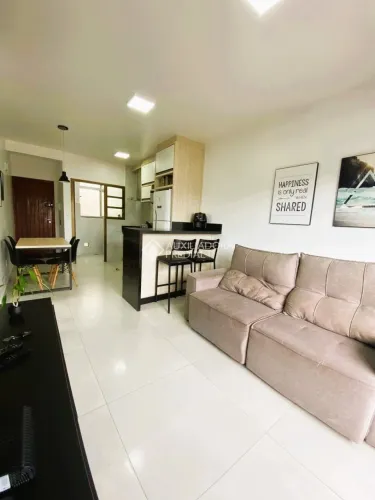 APARTAMENTO MOBILIADO DE 2 QUARTOS NA PRAIA DE CANAVIEIRAS - FLORIANÓPOLIS - SC