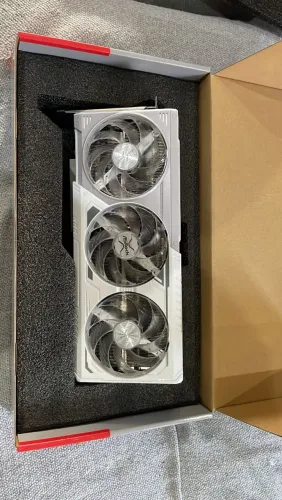 Placa de vídeo rtx 9060 XT 16 gb