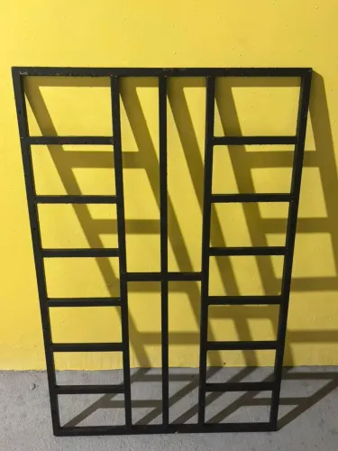 VENDO 2 GRADES DE METALON GALVANIZADO