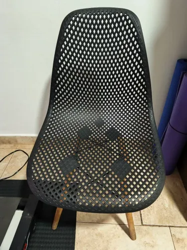 Cadeira Eames Preta