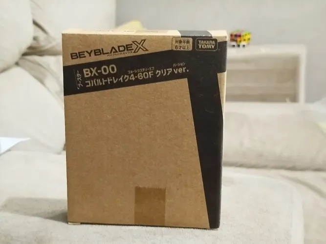 Beyblade X Cobalt Drake 4-60F - Novo