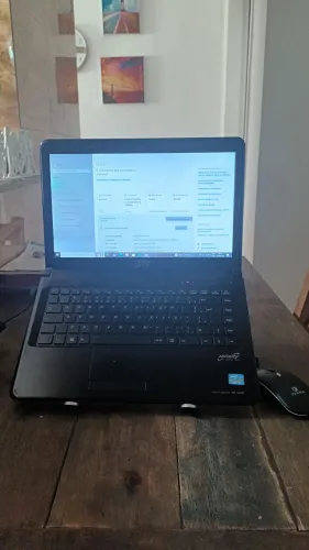 Notebook Semp Toshiba - 8gb de ram - 1 tera de HD - processador Rápido i5. Entrega Pessoal