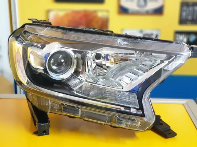Farol Ranger 2017 2018 2019 2020 ( Novo )