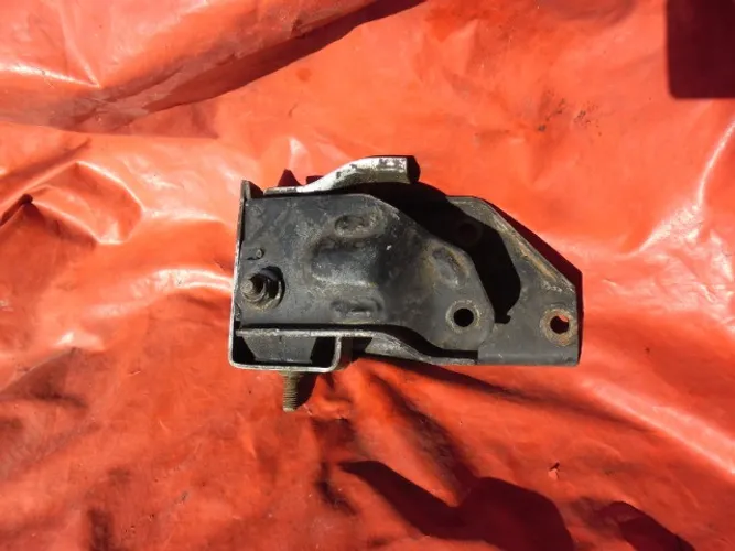 Suporte Coxim Motor Direito Escort /92 Motor Cht Original R$70