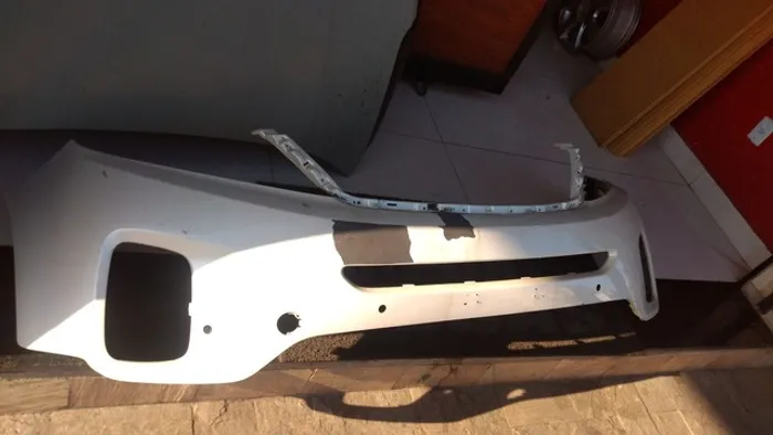 Para choque dianteiro Kia Sorento 2014/2015
