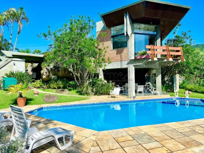 Casa de Condomínio com 4 dorms, Ponta das Toninhas, Ubatuba - R$ 6.5 mi, Cod: 3838
