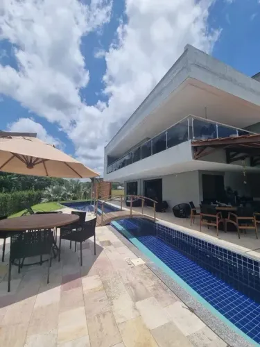 A.Moura Gestor Imobiliario Vende Casa com 4 suítes no Condomínio Jardins Coimbra, Marituba